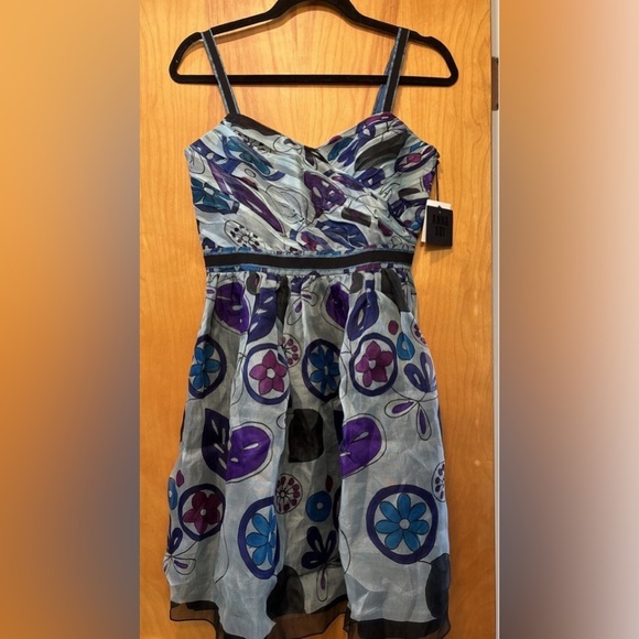 Anna Sui Dresses & Skirts - Anna Sui vintage Floral Patterned Dress